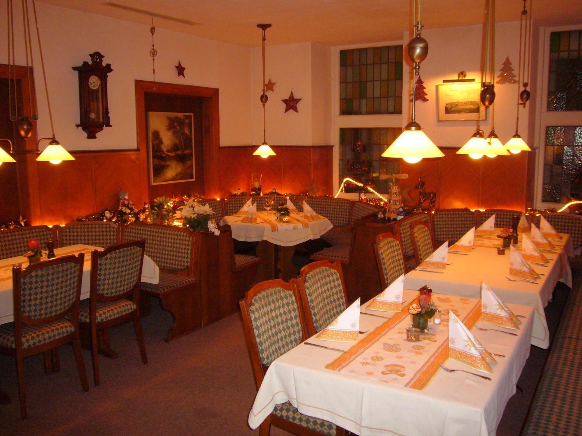 Ackfeld Hotel-Restaurant Bueren  Buitenkant foto