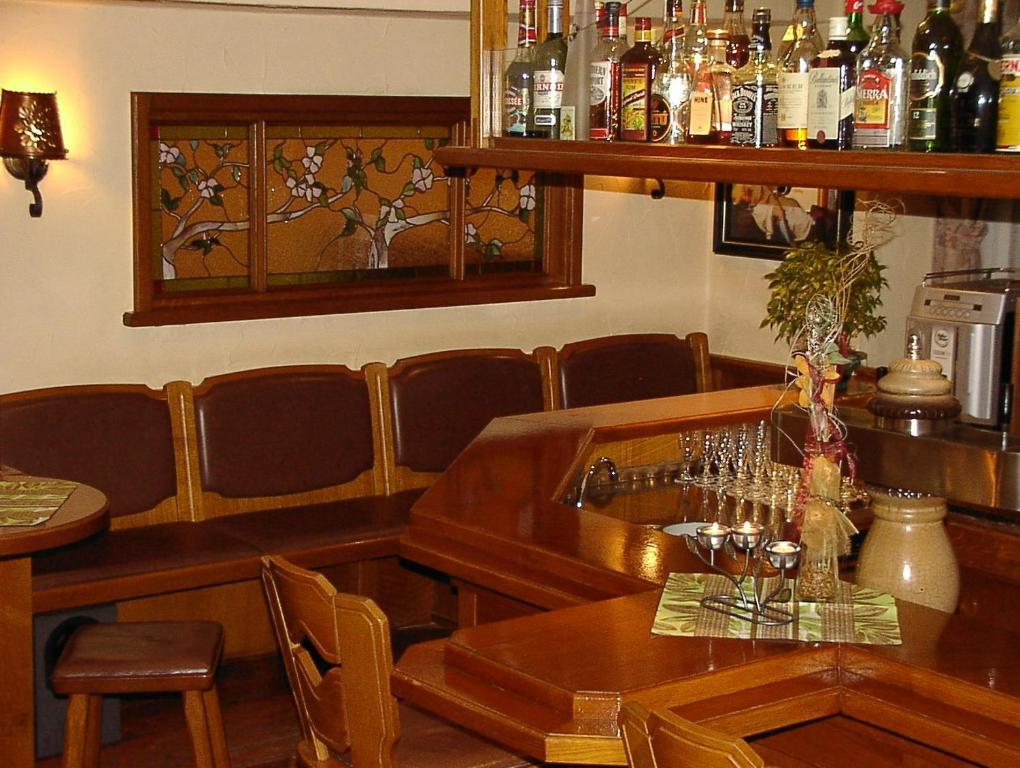 Ackfeld Hotel-Restaurant Bueren  Buitenkant foto